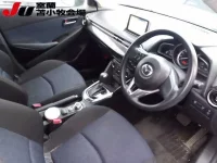 Mazda DEMIO лот № 5002 оценка 3.5  с аукциона в Японии 6