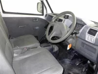 Nissan CLIPPER VAN лот № 1090 оценка 2  с аукциона в Японии 2