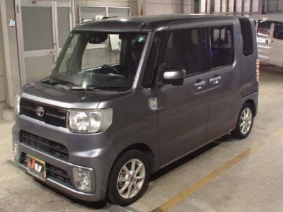 Toyota PIXIS MEGA