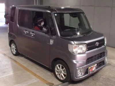 Toyota PIXIS MEGA