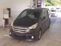 Honda STEP WAGON лот № 1123 оценка 3  с аукциона в Японии 3