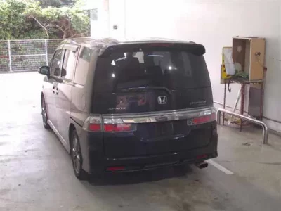 Honda STEP WAGON  с аукциона в Японии
