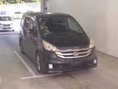 Honda STEP WAGON  с аукциона в Японии