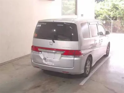 Honda STEP WAGON  с аукциона в Японии