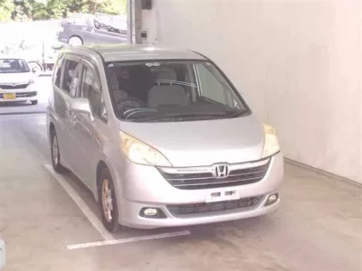 Honda STEP WAGON  с аукциона в Японии