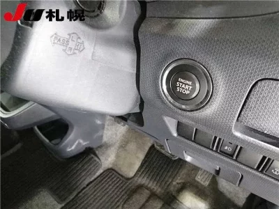 Mitsubishi DELICA D2