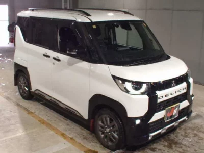 Mitsubishi DELICA MINI  с аукциона в Японии