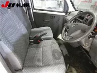 Daihatsu HIJET VAN лот № 3037 оценка -  с аукциона в Японии 4