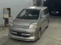 Toyota VOXY лот № 1169 оценка 3  с аукциона в Японии 3