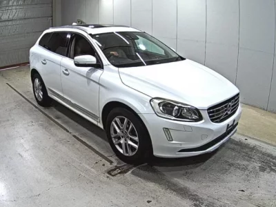 Volvo XC60  с аукциона в Японии