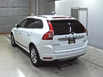 Volvo XC60  с аукциона в Японии