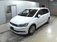 Volkswagen GOLF TOURAN лот № 4260 оценка 4  с аукциона в Японии 3