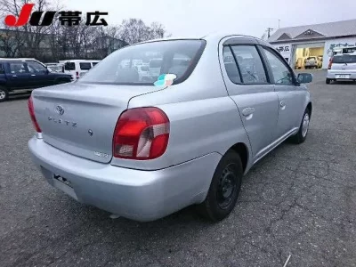 Toyota PLATZ