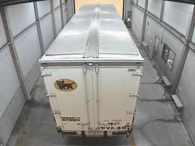 Mitsubishi FUSO TRUCK  с аукциона в Японии