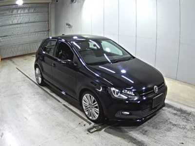 Volkswagen POLO  с аукциона в Японии