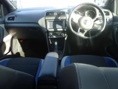 Volkswagen POLO  с аукциона в Японии