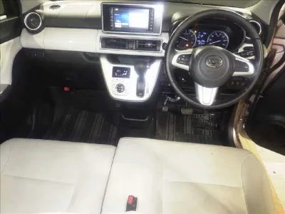 Daihatsu Cast  с аукциона в Японии