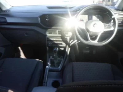 Volkswagen T-CROSS  с аукциона в Японии