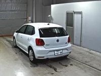 Volkswagen POLO лот № 3006 оценка 4.5  с аукциона в Японии 1