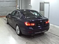 BMW 3-Series лот № 3037 оценка 4  с аукциона в Японии 1