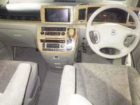 Nissan ELGRAND лот № 314 оценка R  с аукциона в Японии 2