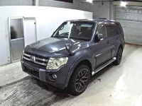 Mitsubishi PAJERO лот № 3050 оценка 3.5  с аукциона в Японии 3