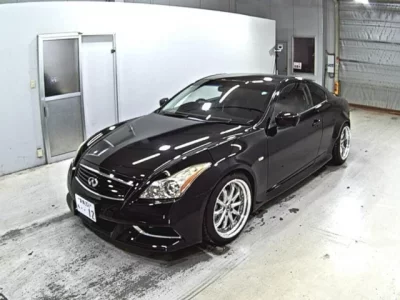 Nissan SKYLINE  с аукциона в Японии