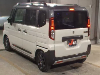 Suzuki SPACIA GEAR  с аукциона в Японии