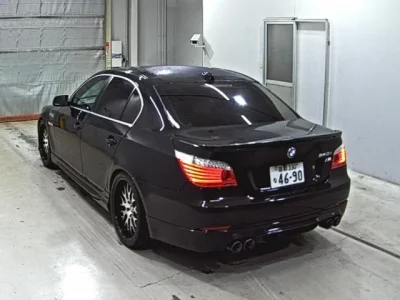 BMW 5-Series  с аукциона в Японии