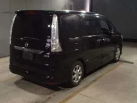 Nissan SERENA лот № 7773 оценка 3.5  с аукциона в Японии 4