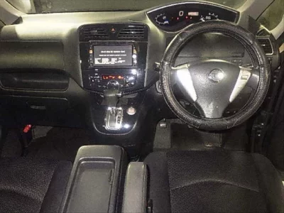 Nissan SERENA  с аукциона в Японии