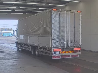 Isuzu GIGA  с аукциона в Японии