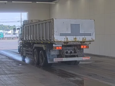 Isuzu GIGA  с аукциона в Японии