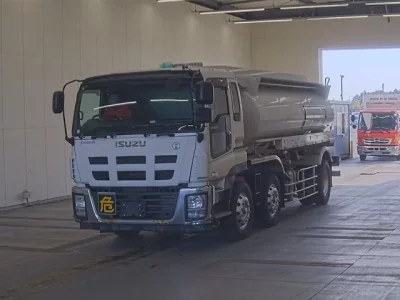 Isuzu GIGA  с аукциона в Японии