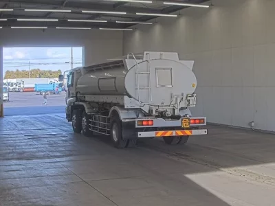 Isuzu GIGA  с аукциона в Японии