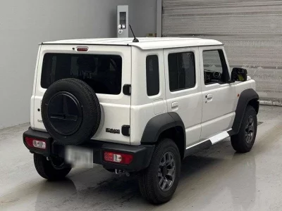 Suzuki JIMNY NOMADE