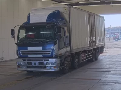 Isuzu GIGA  с аукциона в Японии