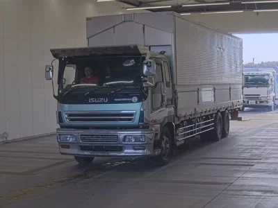 Isuzu GIGA  с аукциона в Японии