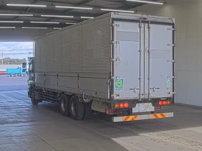 Isuzu GIGA  с аукциона в Японии