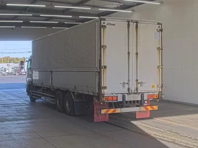 Isuzu GIGA  с аукциона в Японии