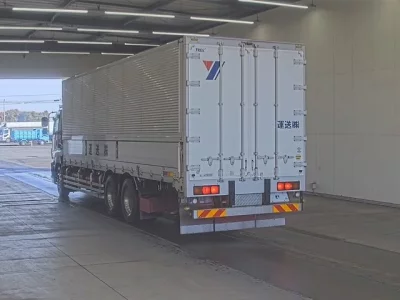 Isuzu GIGA  с аукциона в Японии