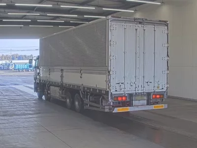 Isuzu GIGA  с аукциона в Японии