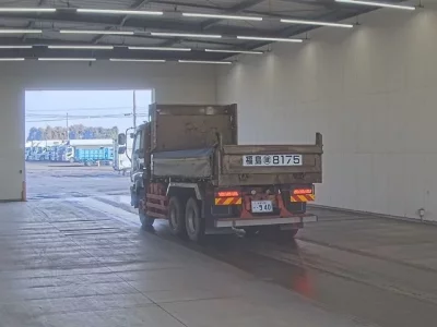 Isuzu GIGA  с аукциона в Японии