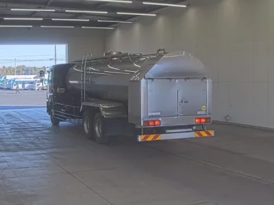 Isuzu GIGA  с аукциона в Японии