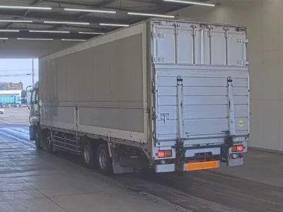 Isuzu GIGA  с аукциона в Японии