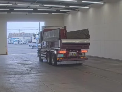 Isuzu GIGA  с аукциона в Японии