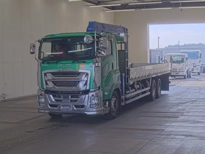 Isuzu GIGA  с аукциона в Японии