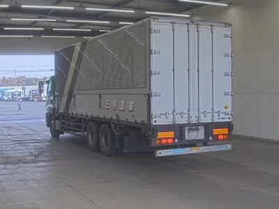 Isuzu GIGA  с аукциона в Японии