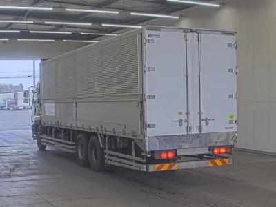 Isuzu GIGA  с аукциона в Японии