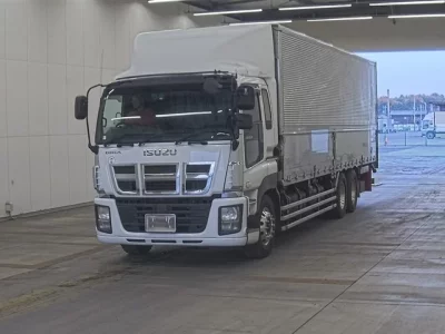 Isuzu GIGA